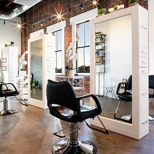 Salon Station